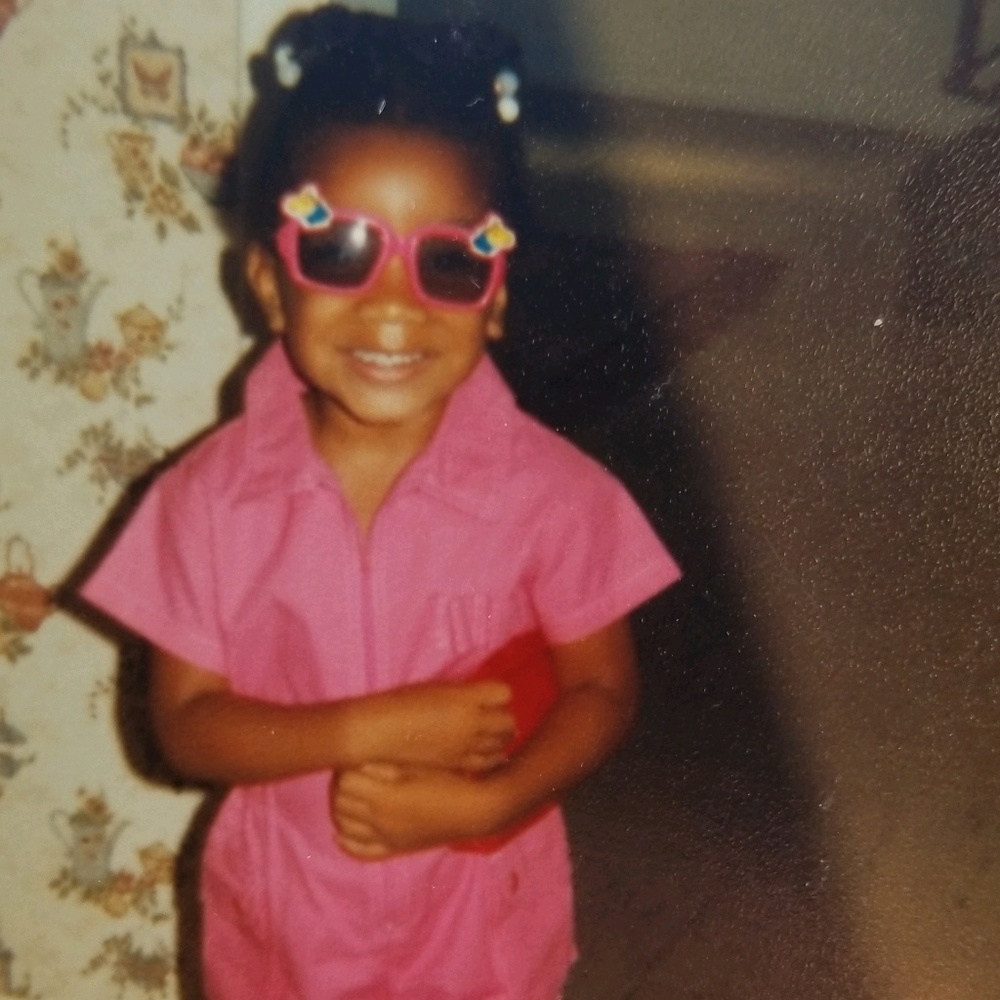 Meet your Posher, Leah joy